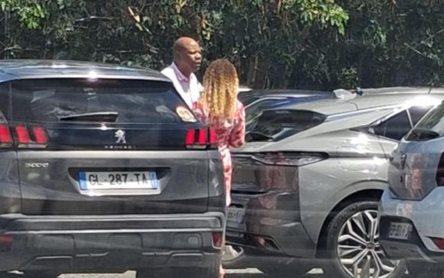 Semsamar&nbsp;: Quand les paparazzi s’en mêlent.