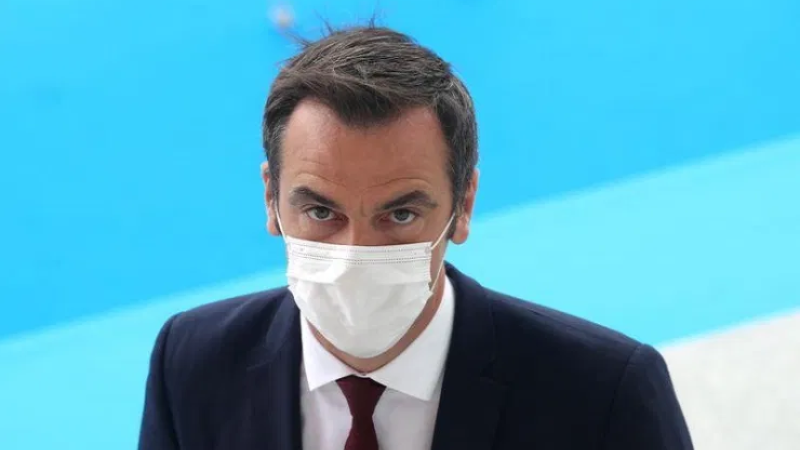 Véran pris en flagrant délit de mensonge sur la phase III des vaccins