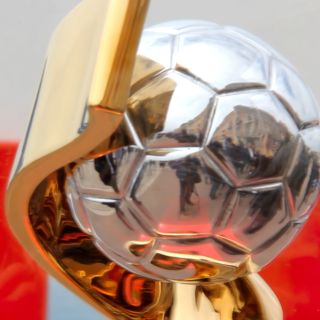 Coupe du monde de football féminin 2019 : le trophée a fait étape à Nice