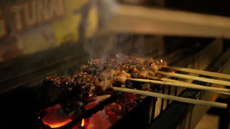 Au menu suite : lézard au barbecue ça vous dit ?