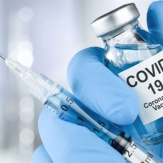Les vaccins anti-Covid produisent toujours la protéine spike après deux ans.